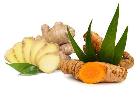 side by side raw turmeric ginger display